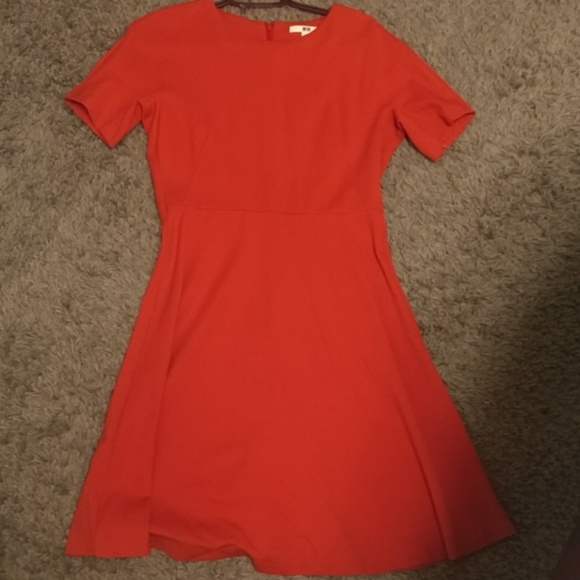 *3 for $30* Cute Red Dress (Size M) - Picture 1 of 2